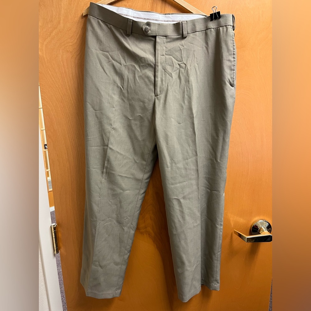 Men’s Haggar pants